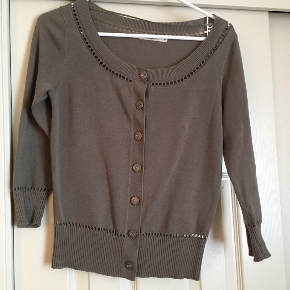 Hazel Olive Green Cardigan Size Medium